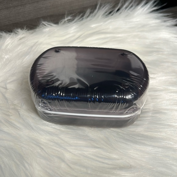 Travel Soap Container - Picture 1 of 7